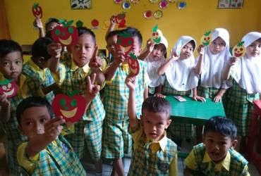 Salam Bahagia dari Anak-Anak TK Bina Hasanah Cimindi